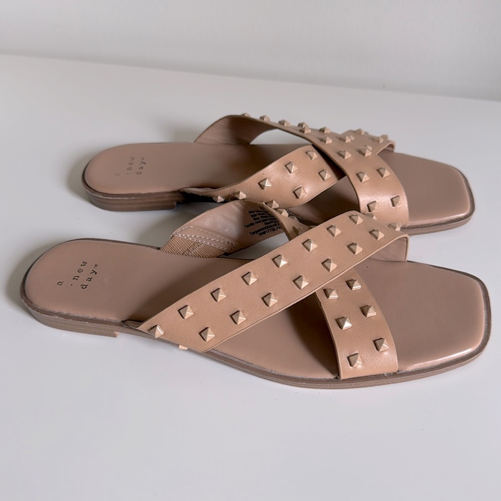 A New Day Target Emmy Nude Studded Crossband Slip On Slides Flat Sandals 8.5